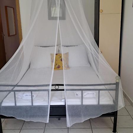 Apartmani Zderic Gradac  Luaran gambar
