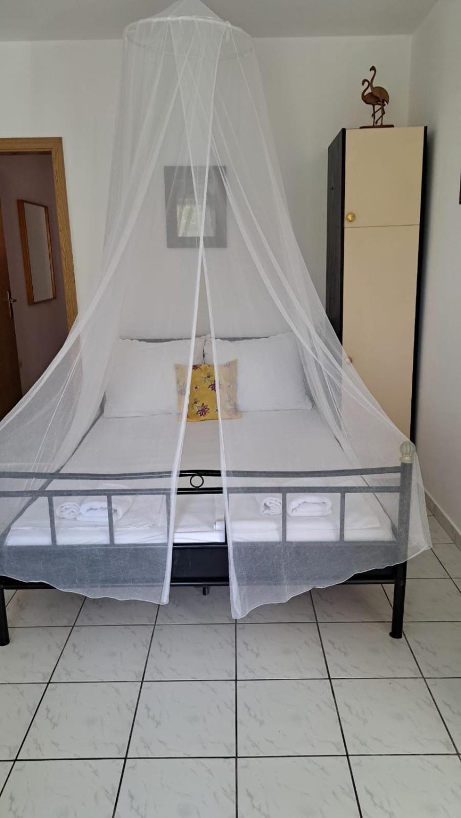 Apartmani Zderic Gradac  Luaran gambar