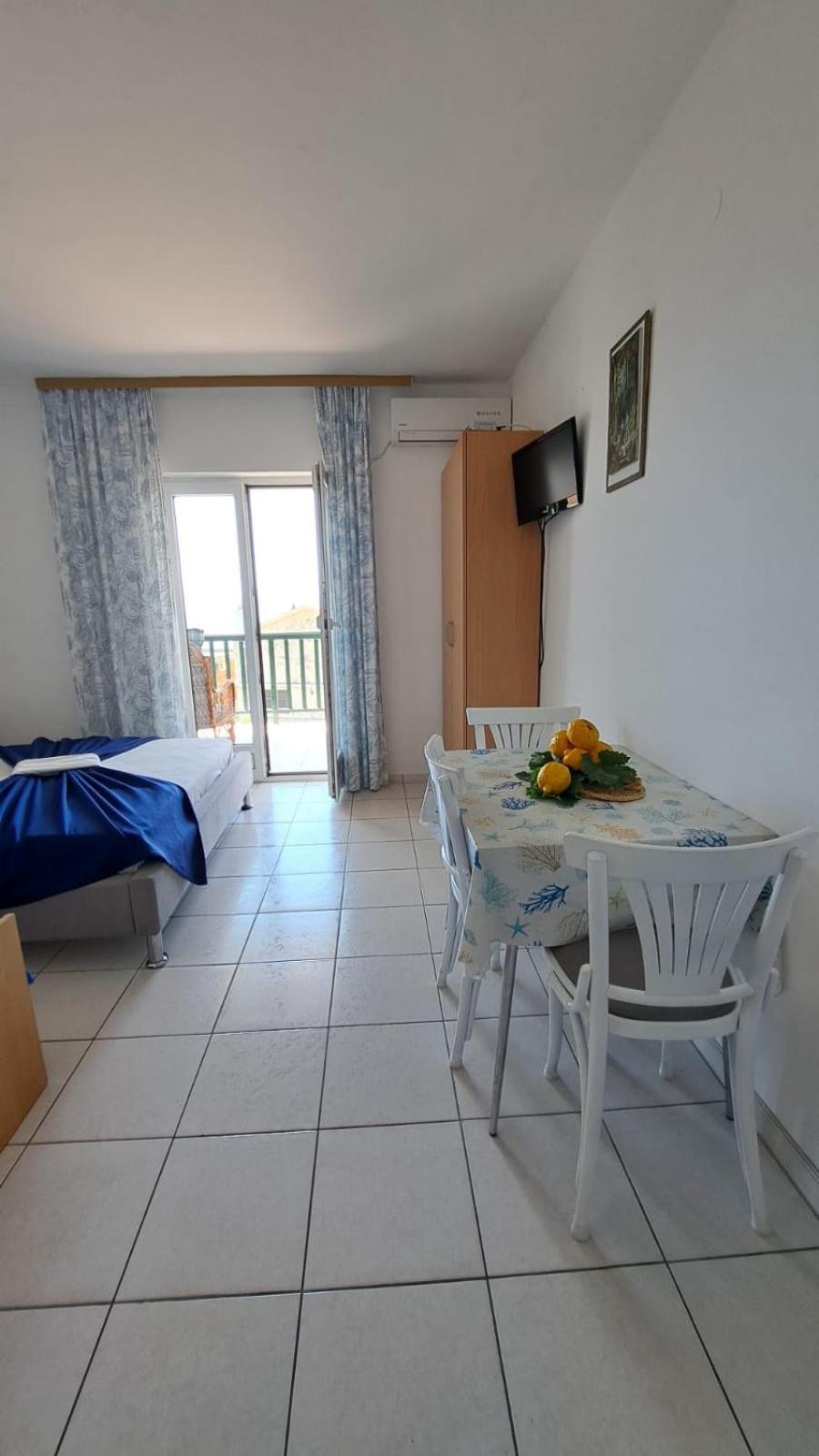 Apartmani Zderic Gradac  Luaran gambar