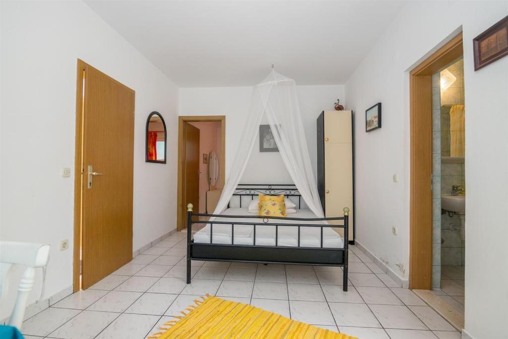 Apartmani Zderic Gradac  Luaran gambar