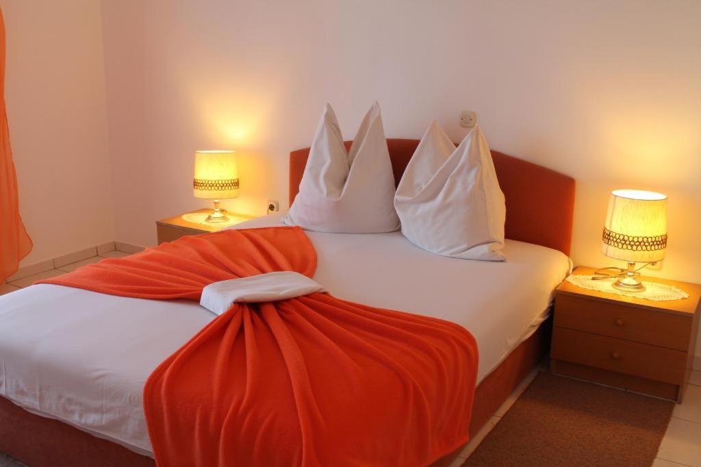 Apartmani Zderic Gradac  Luaran gambar